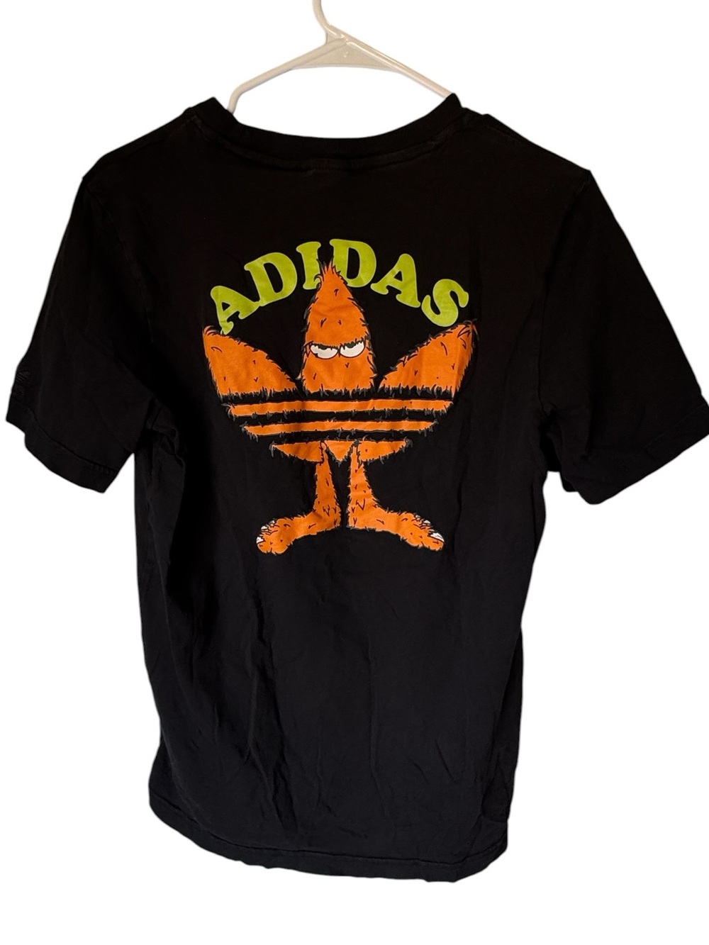 Adidas Green & Orange Retro Hairy Leaf Guy Men’s S Graphic T-Shirt Rare